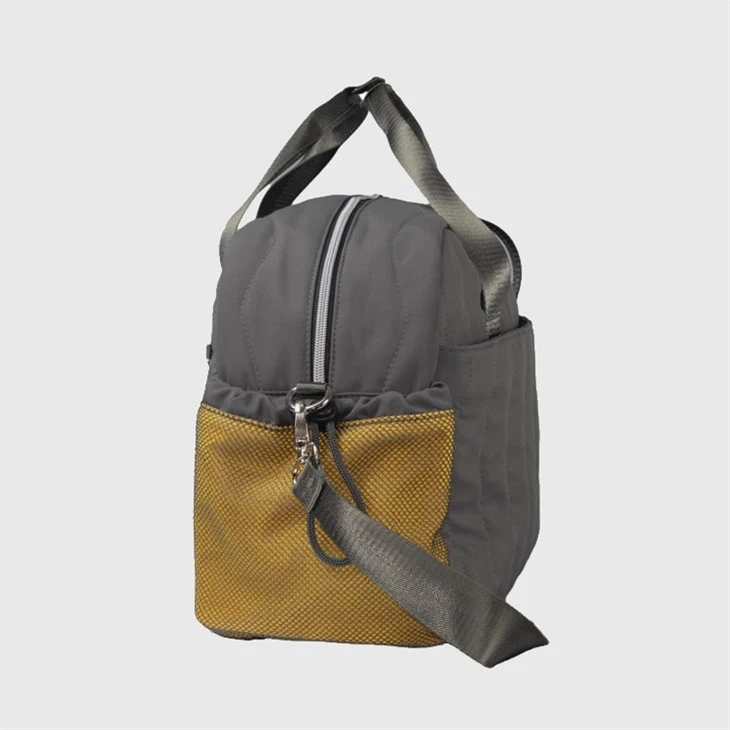 design gym bag-side